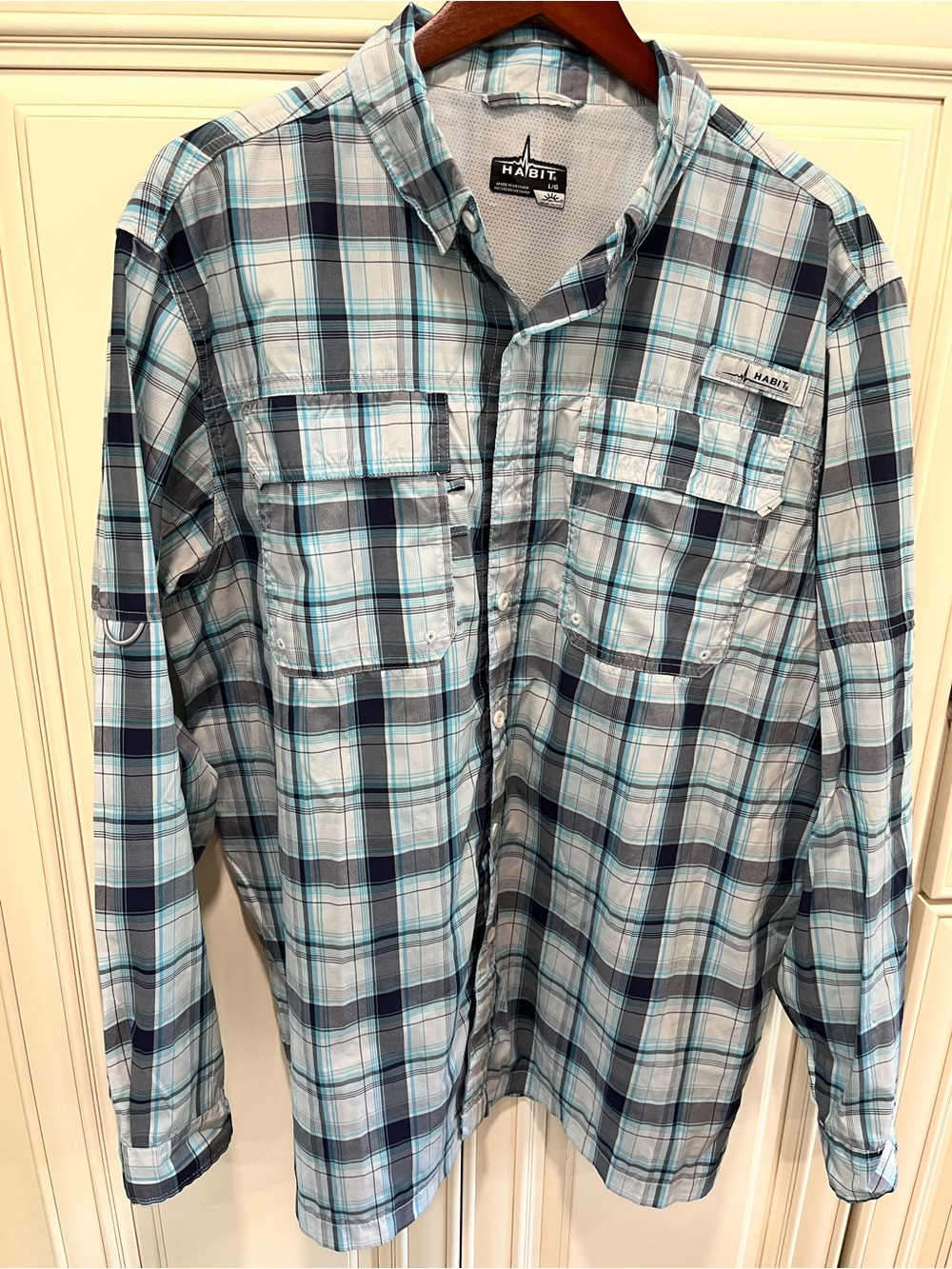 Habit Mens Plaid Button-Down Fishing Shirt in Light Blue and Navy UPF 40+